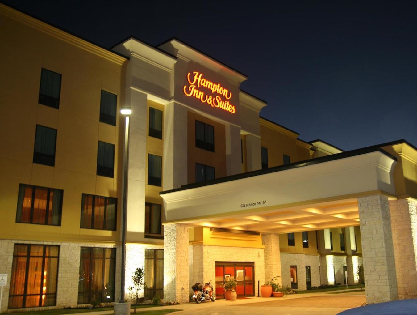 Hampton Inn & Suites Bastrop Eksteriør bilde