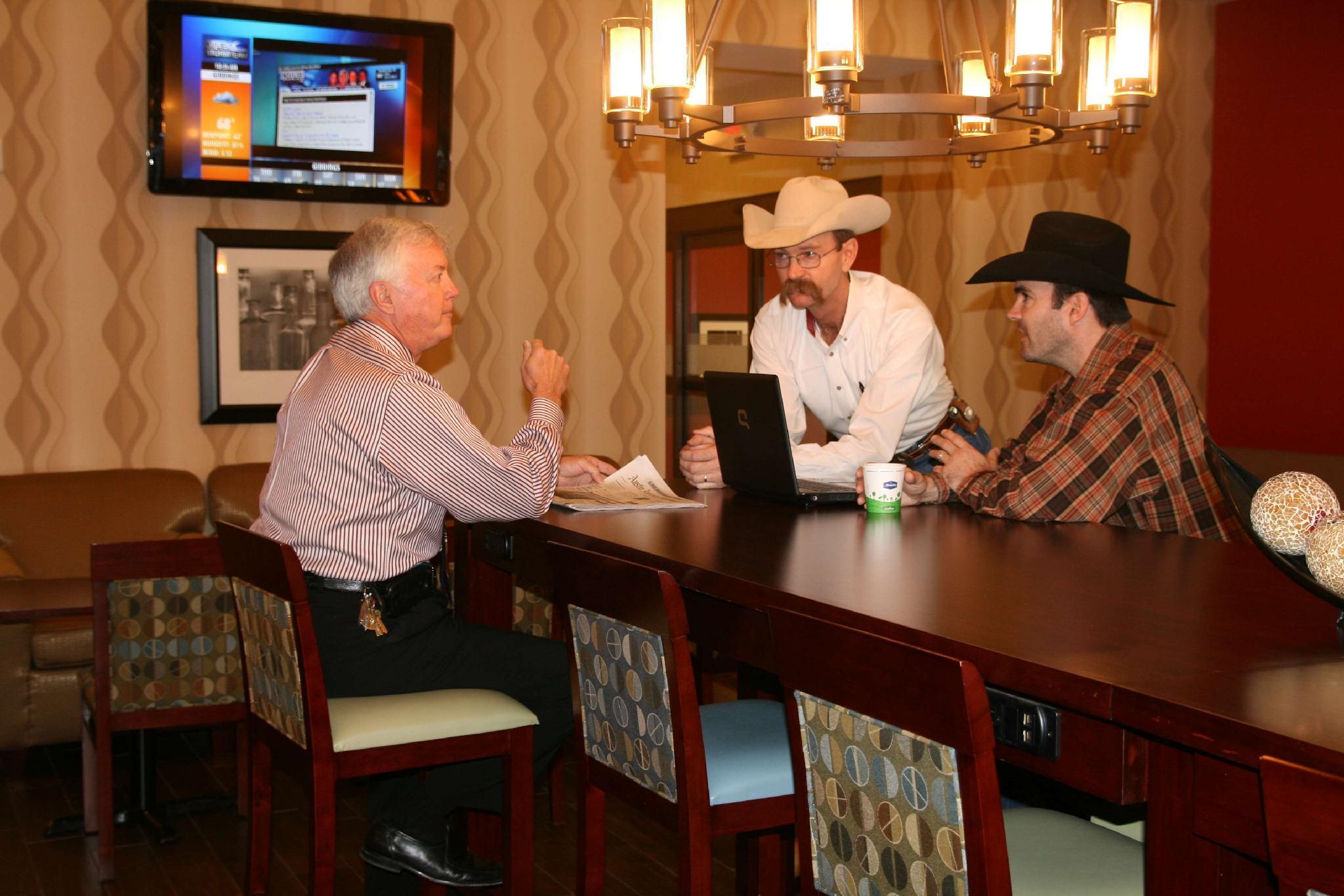 Hampton Inn & Suites Bastrop Restaurant bilde